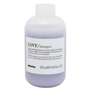 Davines Essential Haircare Love Smoothing Shampoo Шампунь для разглаживания завитка